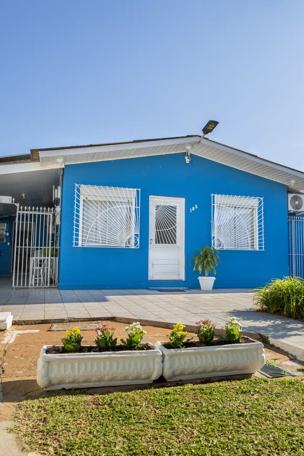 Fachada da Pousada Casa do Sol em Guaíba, bairro Columbia City